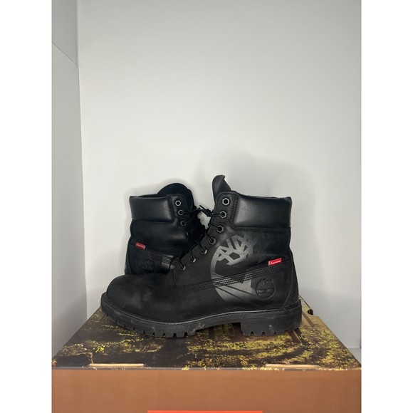 Supreme x Timberland Boots
